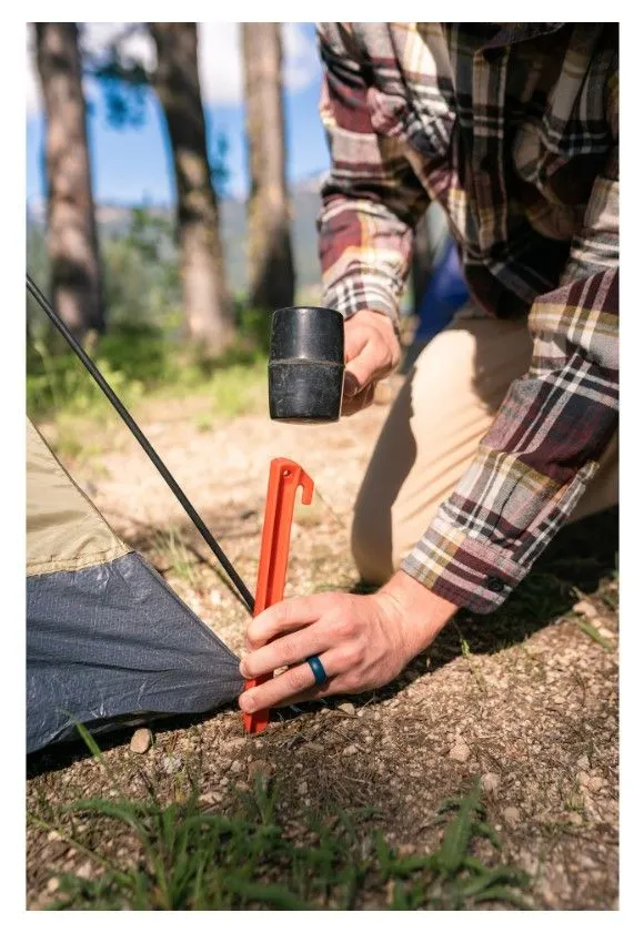 PLASTIC TENT STAKES - 9 IN - 5
